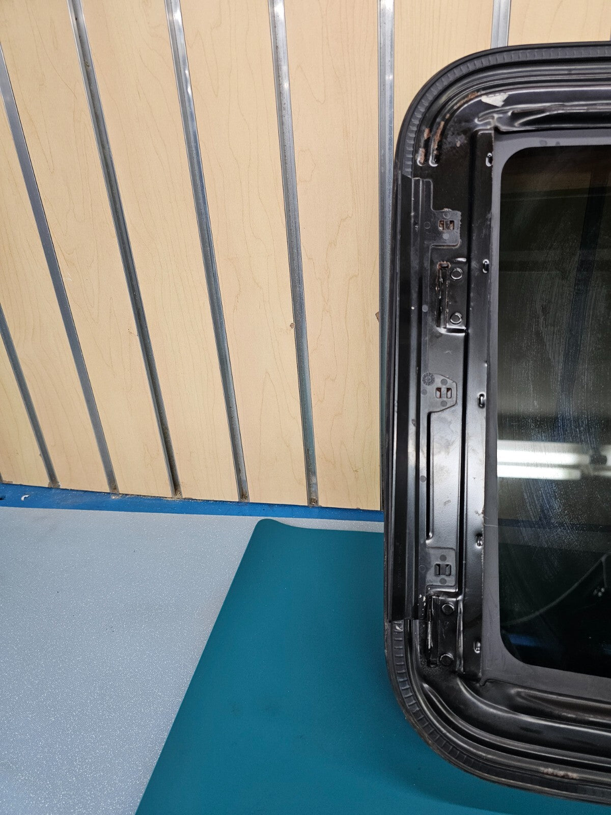 2006-2012 Ford Fusion Sun Roof Moon Roof Window Glass Lid Assembly Motorized OEM
