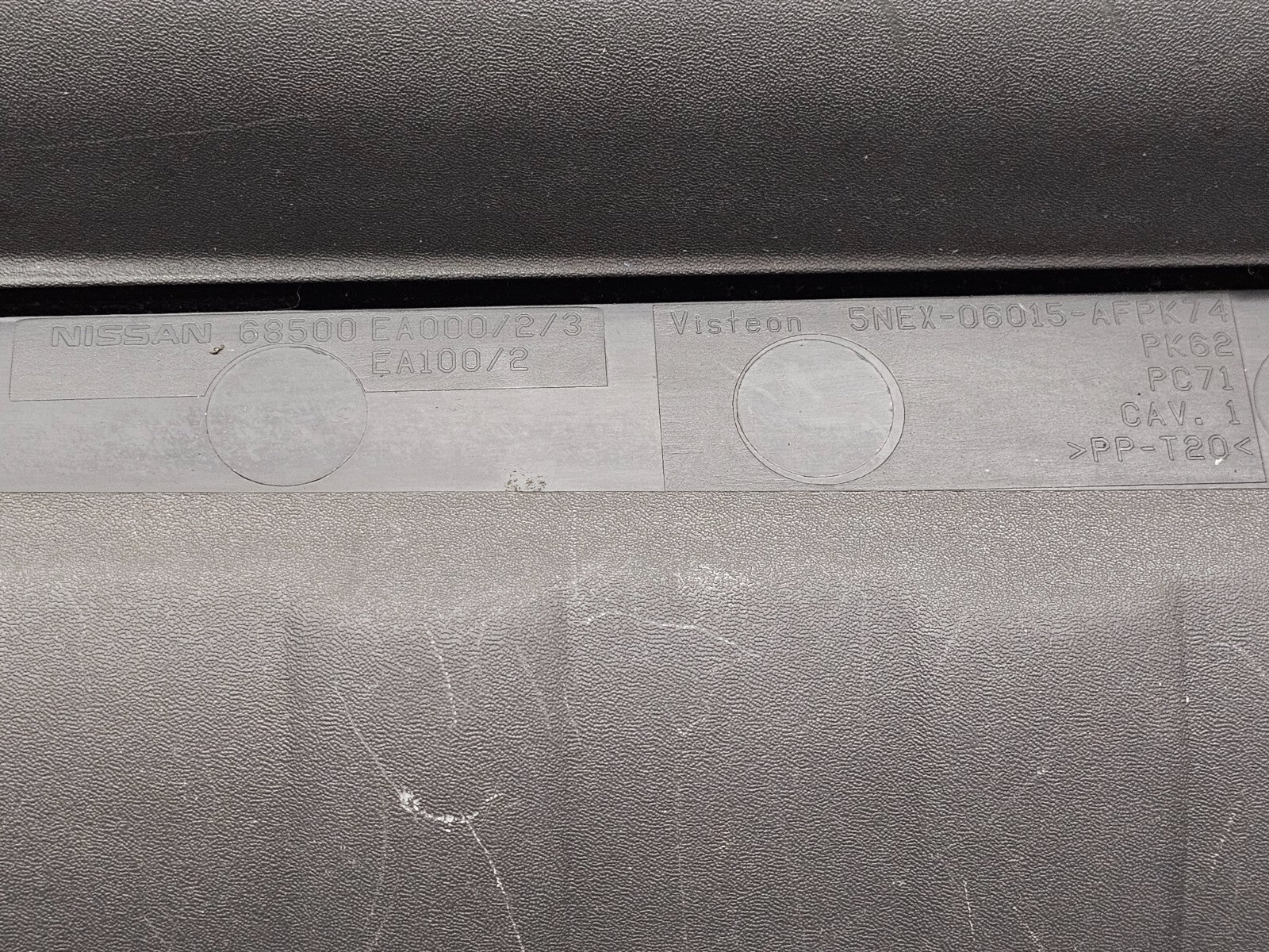 🔥05-06 Nissan Frontier Dash Glove Box Storage Compartment Instrument Panel Gray