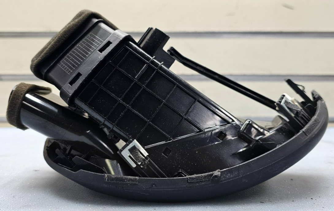 🔥10-13 KIA FORTE DASH LEFT DRIVER A/C AC AIR VENT HEATER PANEL ASSEMBLY BLACK