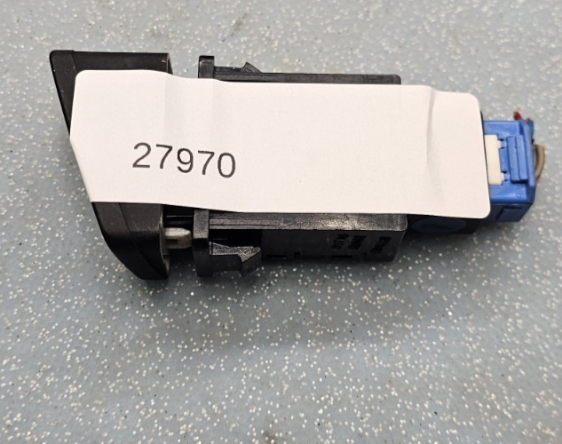 🔥05-06 Hyundai Tucson Rear Defrosted Defroster Heater Control Switch Button