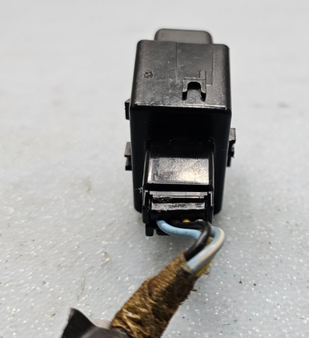 🔥03-07 Cadillac CTS SRX Hazard Emergency Flasher Warning Light Switch OEM BLACK