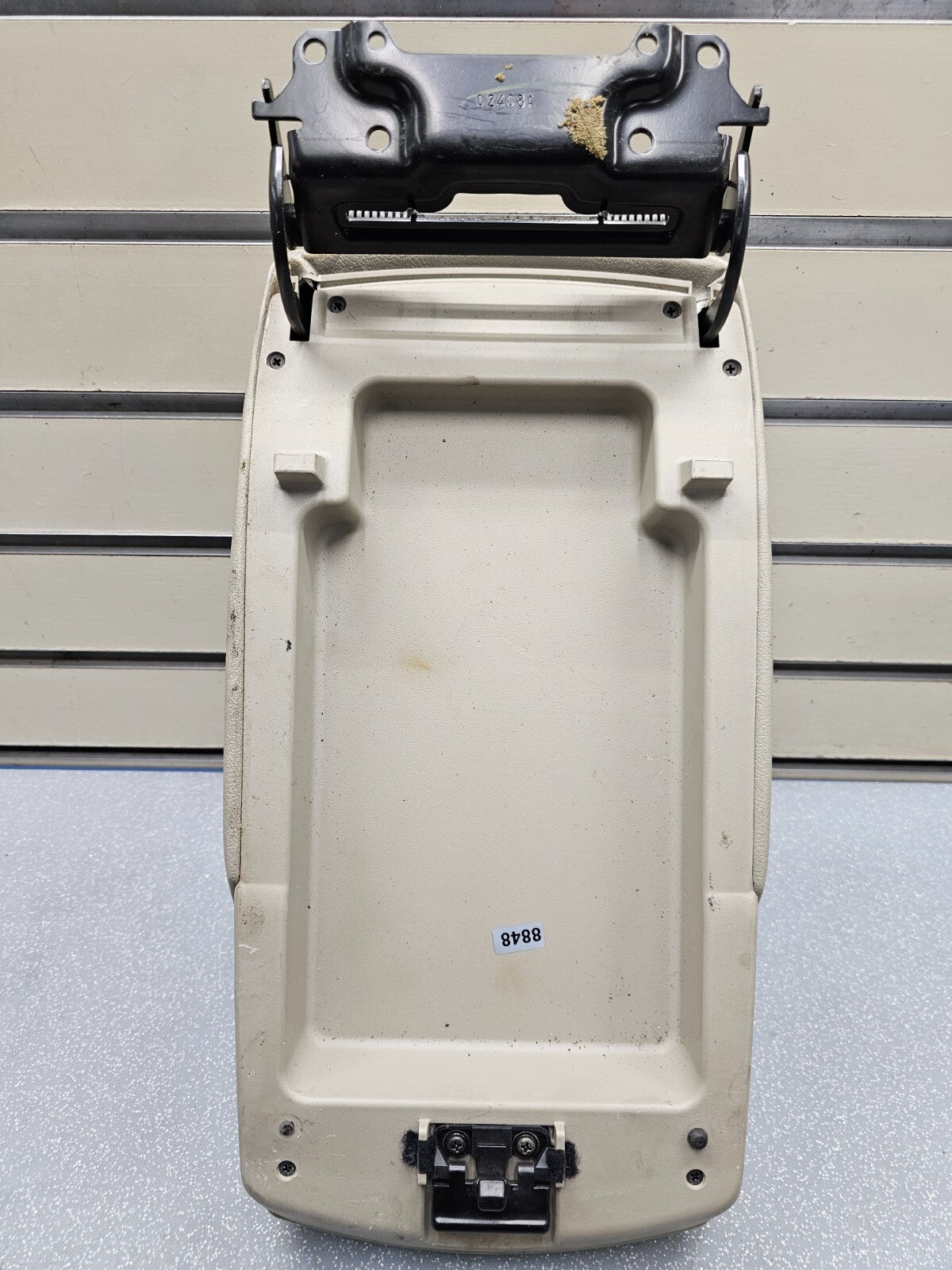 🔥07-11 Toyota Camry Center Console Armrest Storage COVER LID Leather Tan L21