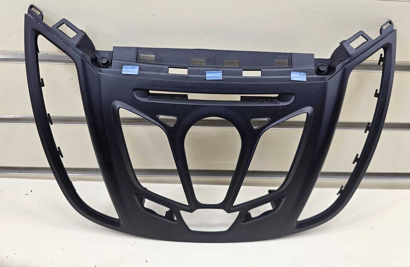🔥12-14 FORD FOCUS CENTER DASH RADIO DISPLAY PANEL SUUROUND BEZEL TRIM