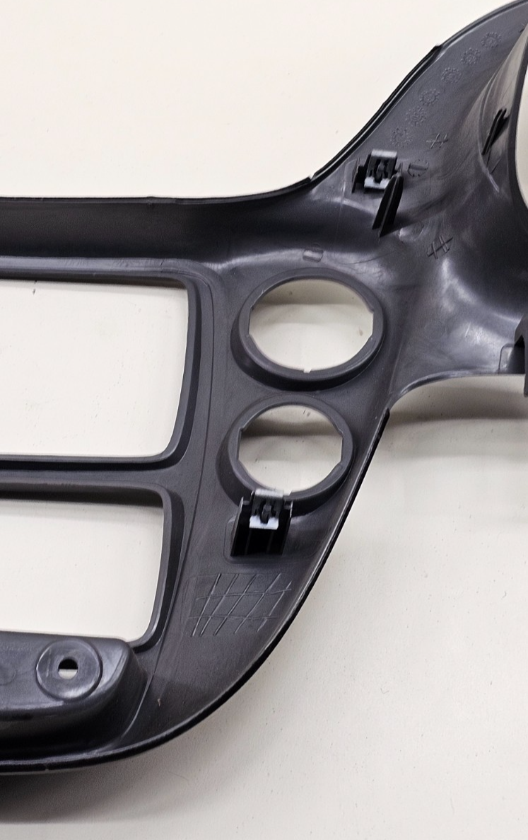 02-09 Trailblazer Dash Instrument Cluster Speedometer Bezel Trim Panel Gray C10
