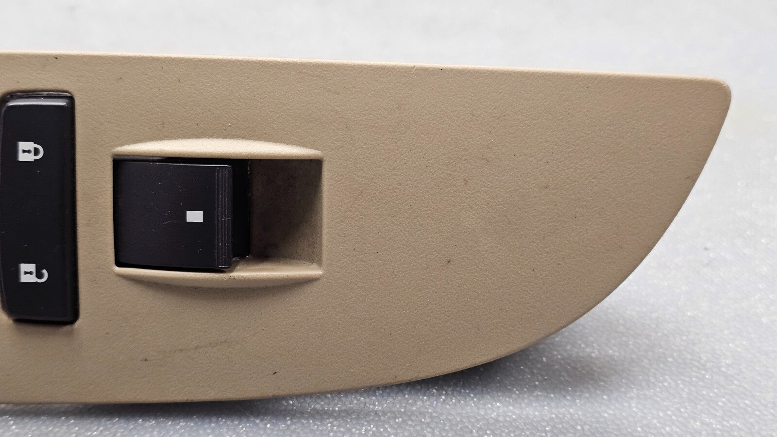 🔥06-11 Buick Lucerne Front Right Passenger Power Window Switch Assembly Tan OEM
