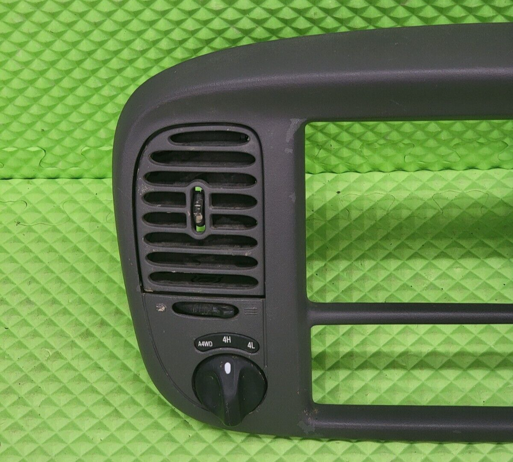 97-03Ford F150 Center Dash Radio Climate BEZEL Trim Panel A4WD 4H 4L Line GrayB1
