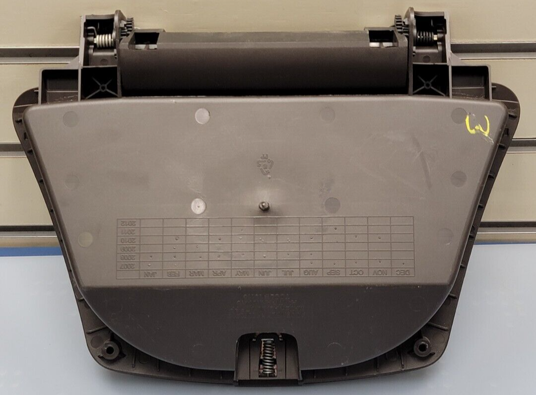 2008-2012 Chevrolet Malibu  DASH CENTER CUBBY BIN COMPARTMENT Storage Bin BLACK