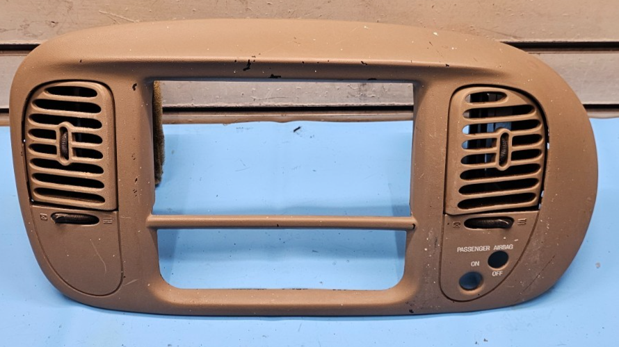 🔥97-03 Ford F150 Center Dash Radio Climate Trim Stereo BEZEL Panel Dark Tan