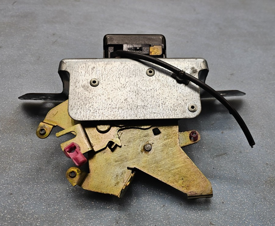 🔥04-12 NISSAN ARMADA PATHFINDER REAR LIFTGATE HATCH GLASS LATCH LOCK ACTUATOR