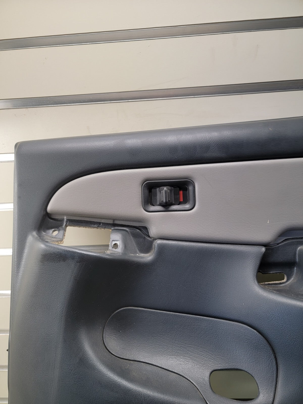🔥99-06 GMC YUKON Chevy ESCALADE Interior Door RIGHT Trim Panel Graphite/neutral