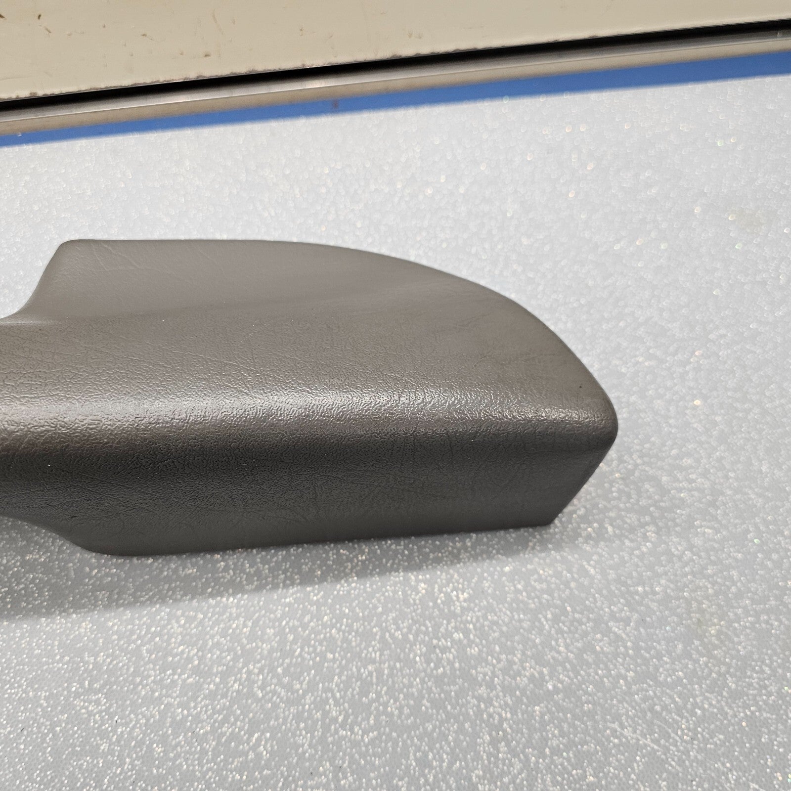 🔥02-09 TRAILBLAZER Door Panel ARMREST Pull Handle Front LEFT Driver GRAY H4