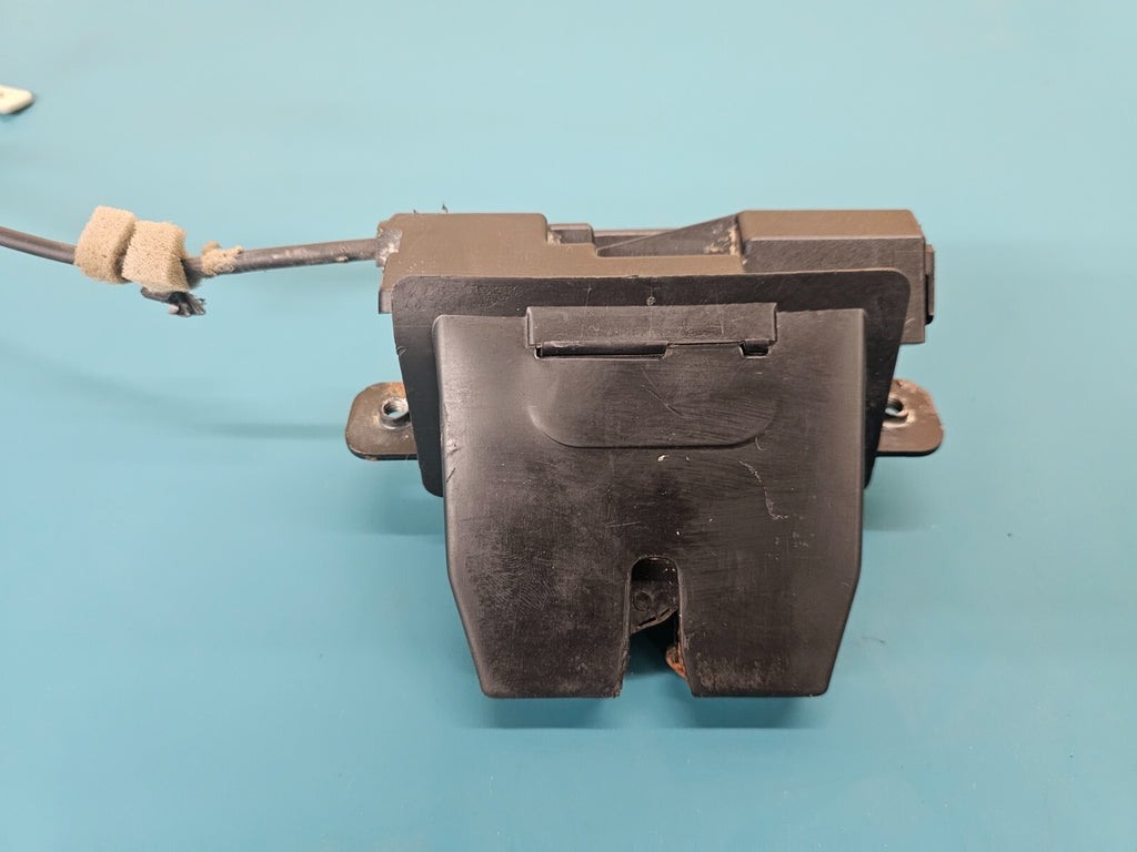 11-19 Ford Fiesta Tailgate Liftgate Trunk Lid Hatch Lock Latch Actuator Assembly
