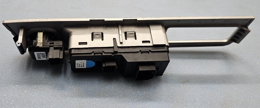 🔥07-10 Lincoln MKX Front Left Driver Door Power Window Master Switch Silver