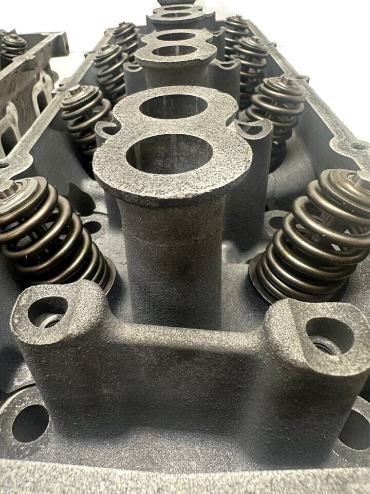05-08 Jeep Grand Cherokee Dodge Ram 1500 2500 Genuine Mopar Cylinder Heads 5.7L