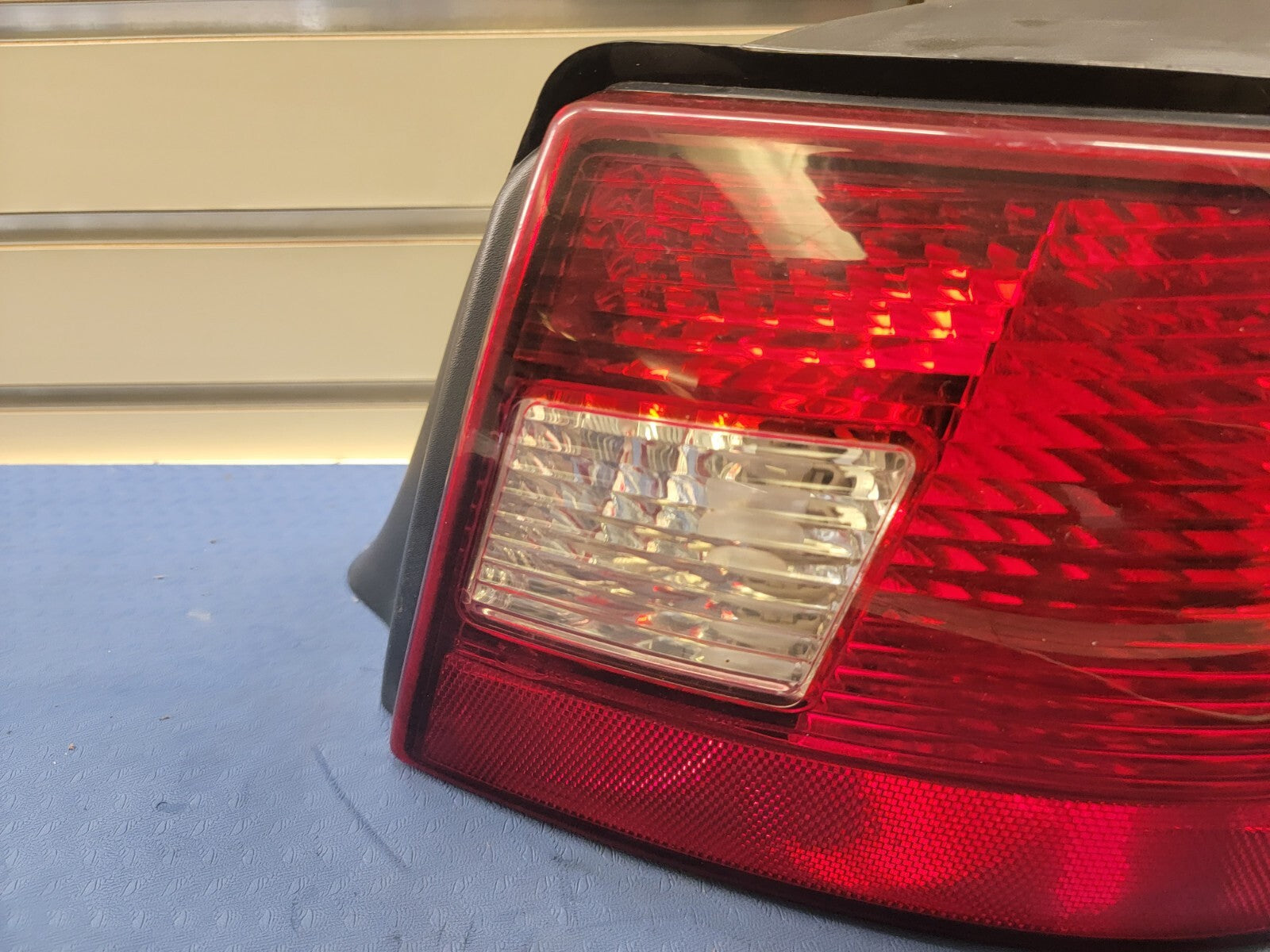 🔥00-03 Mecury Sable Sedan Fits PASSENGER Tail Light   YF4Z13405BA