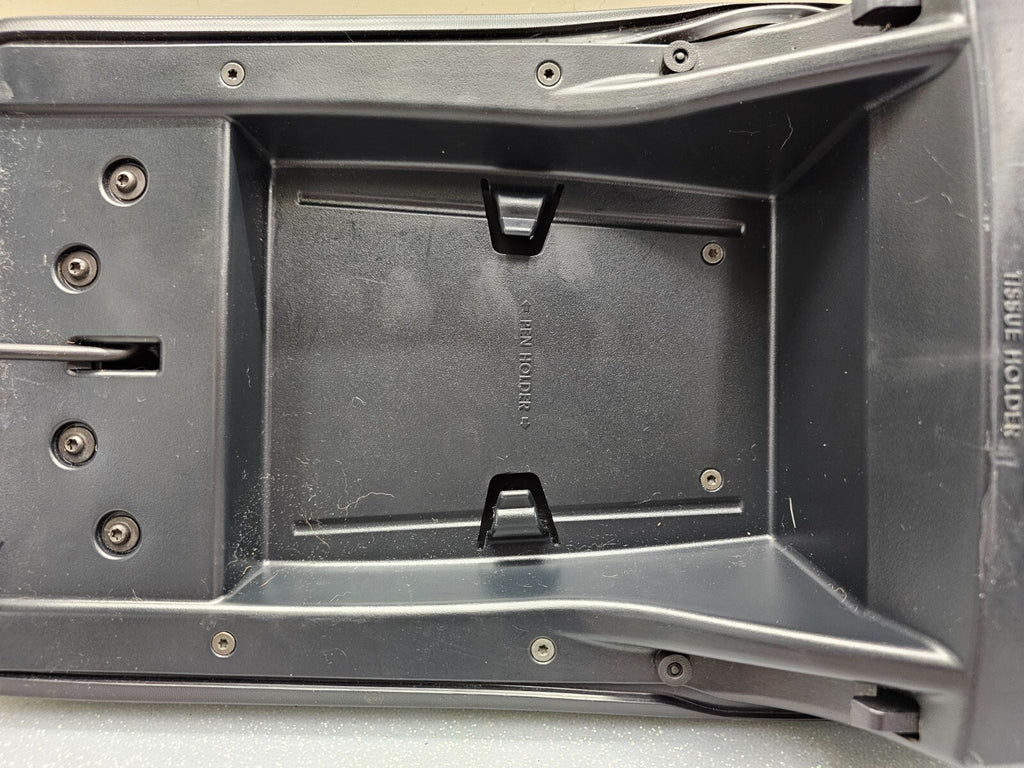 🔥04-11 MITSUBISHI ENDEAVOR CENTER CONSOLE LID ARMREST TOP COVER ASSEMBLY BLACK