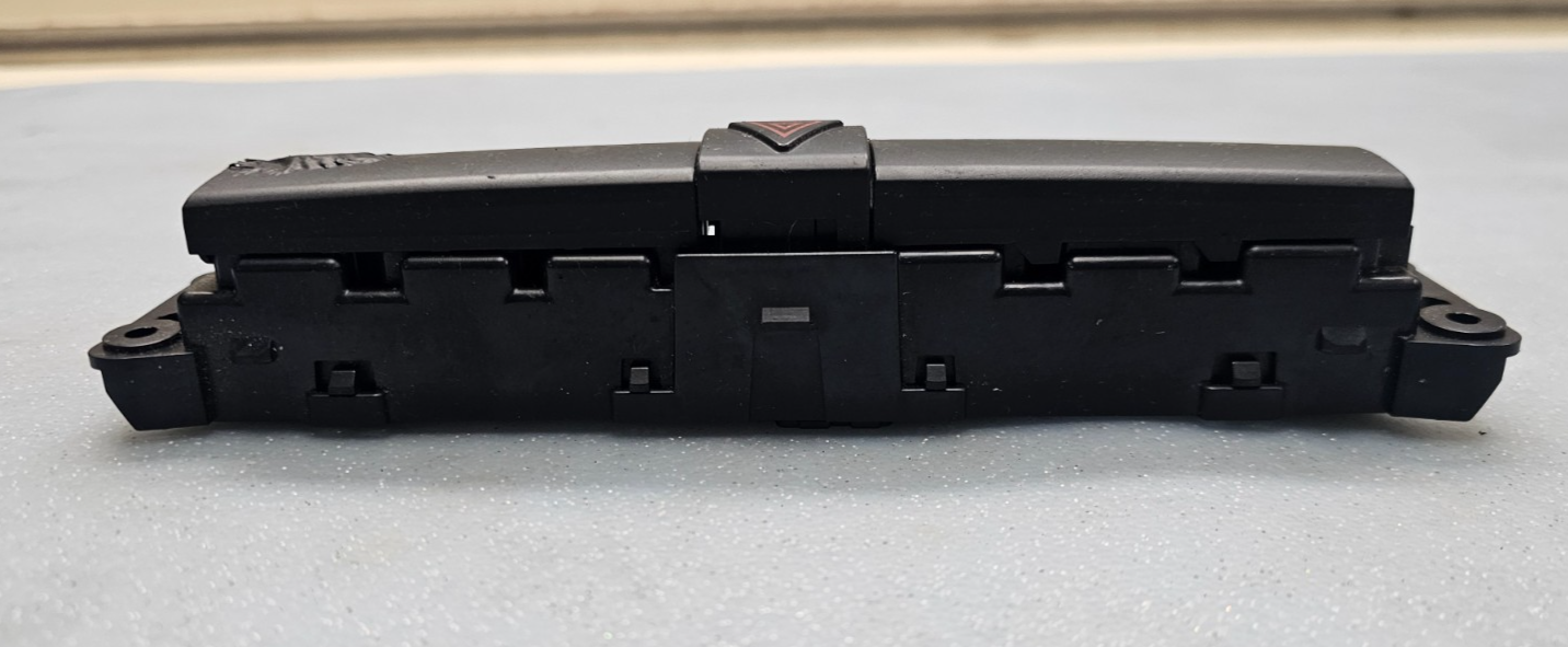 🔥07-10 CHRYSLER SEBRING DODGE AVENGER Dash Emergency Hazard Light Switch OEM