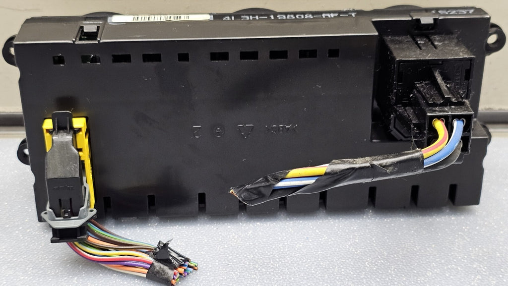 04-08 Ford F150 F250 F350 Dash Center AC Heater Climate Control Temperature Unit