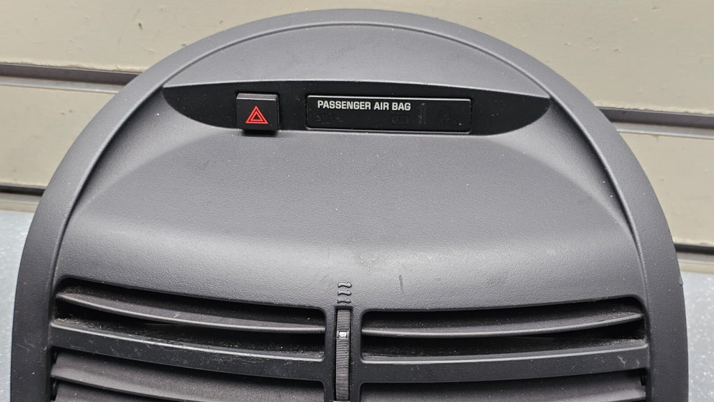 🔥07-09 Saturn Aura Dash Center Air Vent Grille Heater Conditioning  BLACK