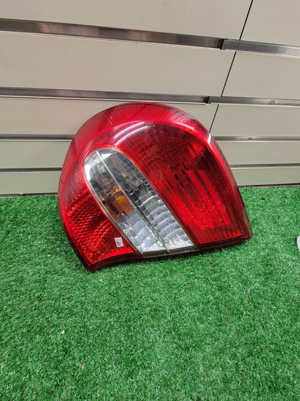 🔥2002-2004 TOYOTA CAMRY RIGHT PASSENGER TAIL LIGHT LAMP OEM HALOGEN