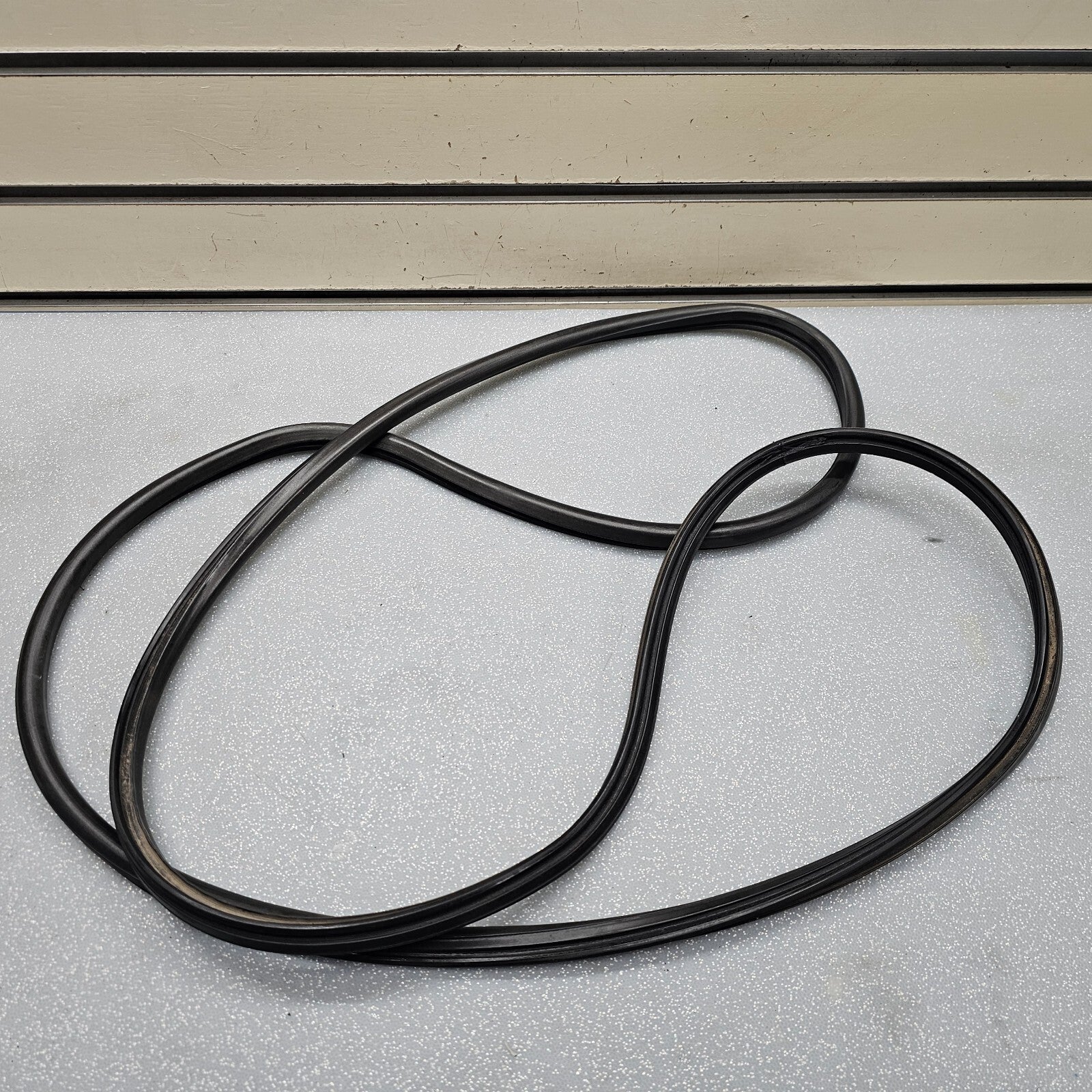 🔥99-06 Cadillac Chevrolet GMC Sunroof Moonroof Glass Plastic Seal OEM