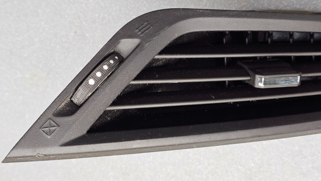 🔥10-17 CHEVROLET EQUINOX Dash  Left Driver AIR VENT Heater Conditioning Black
