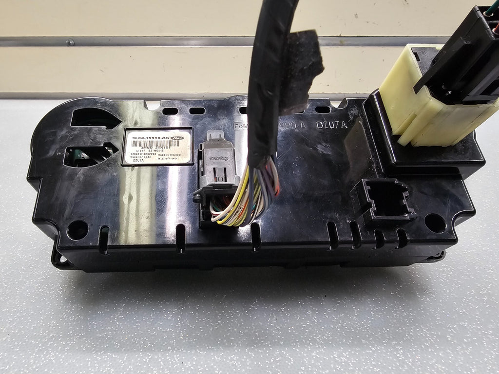 08-12 Ford Escape OEM Climate Control HVAC MAX A/C Heat Rear Defrost/FE