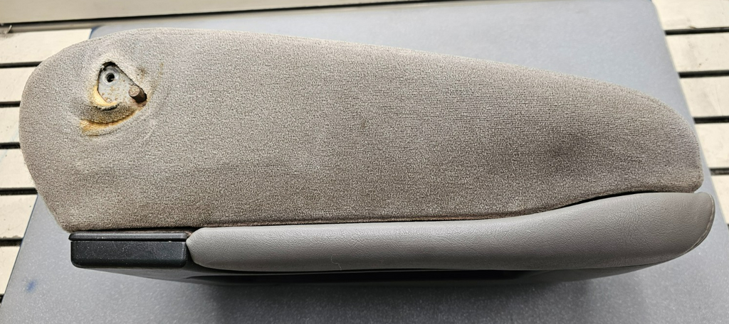 🔥99-06 SILVERADO SIERRA Center Console JUMP SEAT Armrest Leather Gray JS4