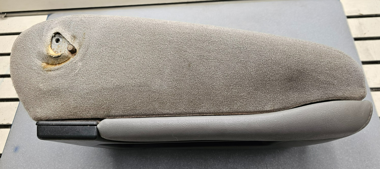 🔥99-06 SILVERADO SIERRA Center Console JUMP SEAT Armrest Leather Gray JS4