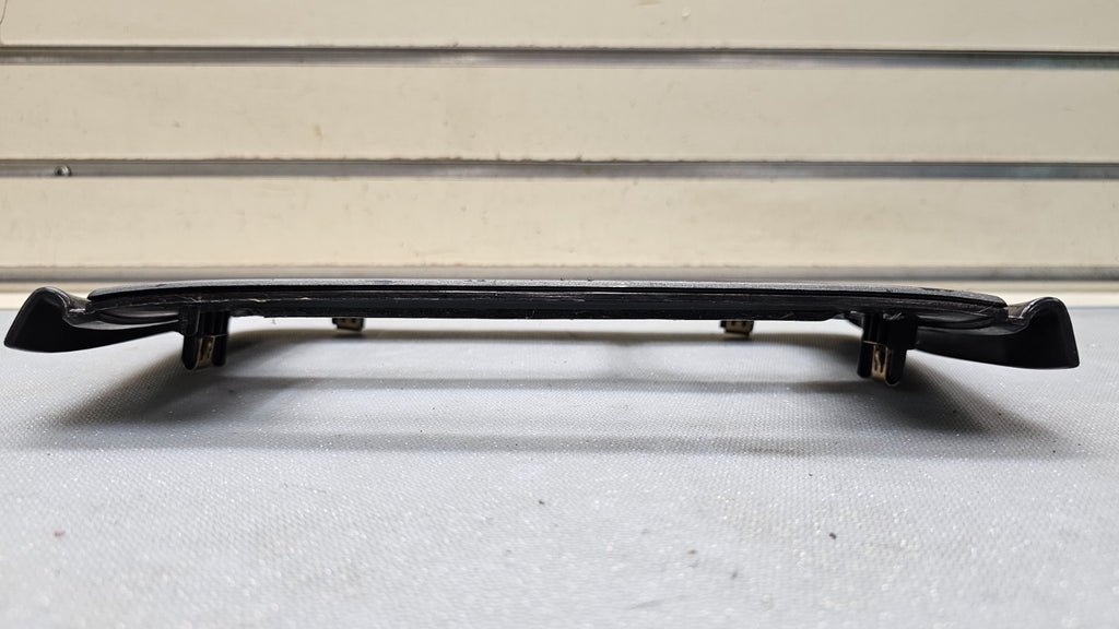 🔥02-05 GMC DENALI OEM CENTER DASH DISPLAY INFO TRIM SURROUND COVER