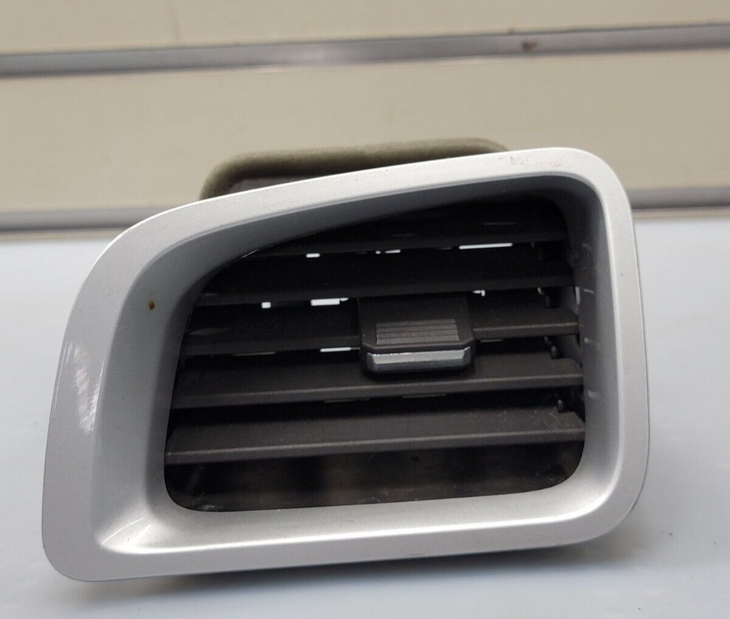 🔥10-17 Equinox Left Driver HVAC AC A/C Outer Dash Air Vent Heater SILVER VT31