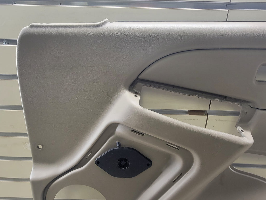 🔥 2003-2006 Chevy Silverado SIERRA Door Panel Front right passenger TAN D5