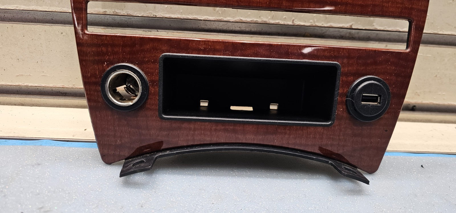 🔥05-07 JEEP GRAND CHEROKEE DASH PANEL RADIO SURROUND TRIM BEZEL WOODGRAIN OEM