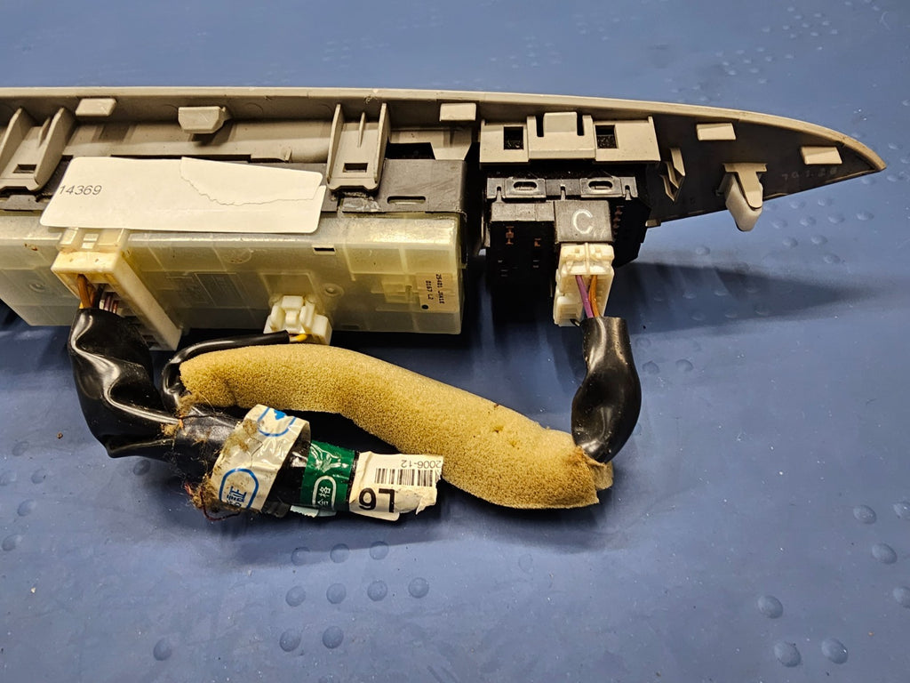 07-09 Infiniti G35 G37 Sedan Left Driver Master Window Door Switch Assembly Tan