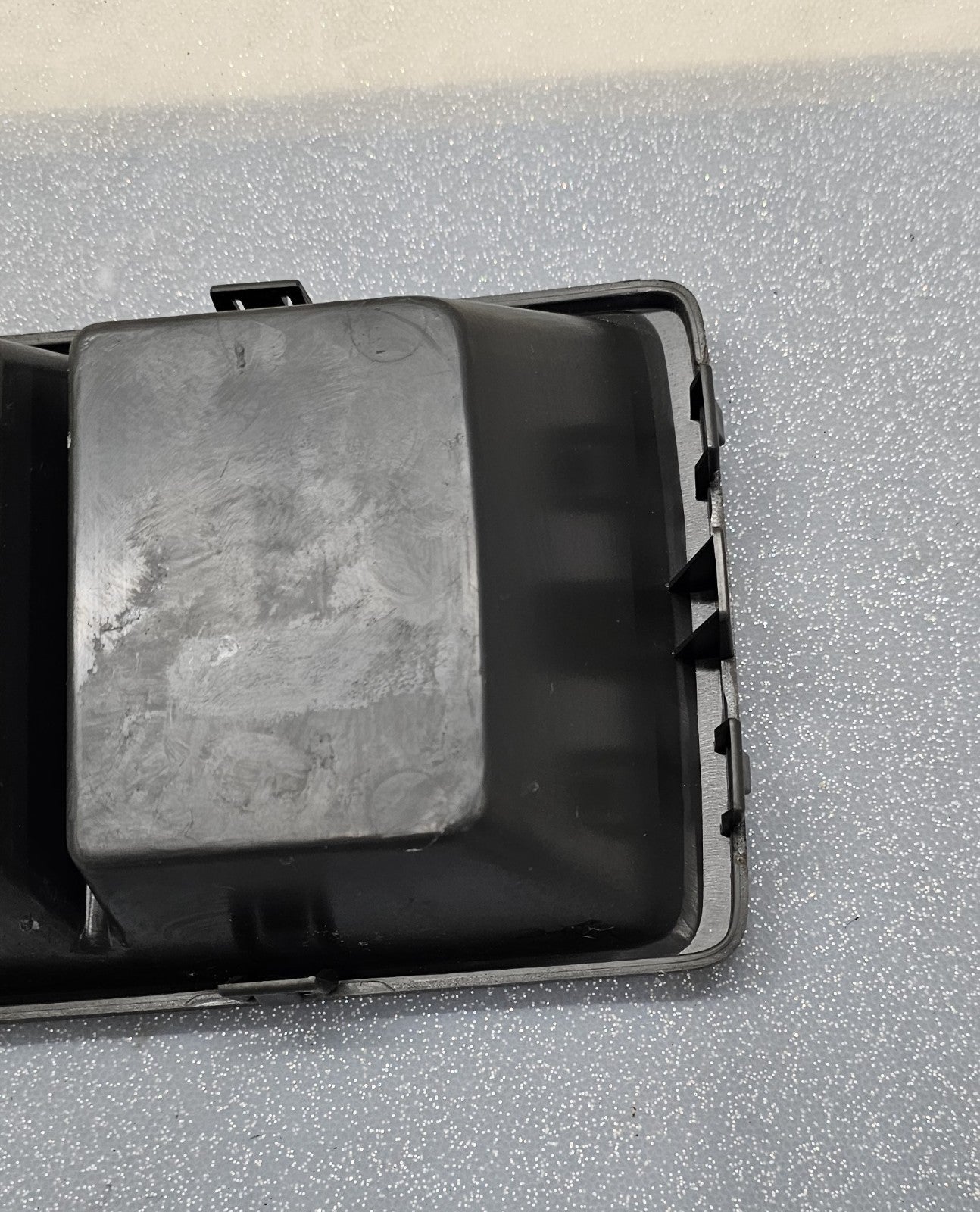 🔥04-12 GMC CANYON CHEVY COLORADO CENTER CONSOLE COIN TRAY OEM