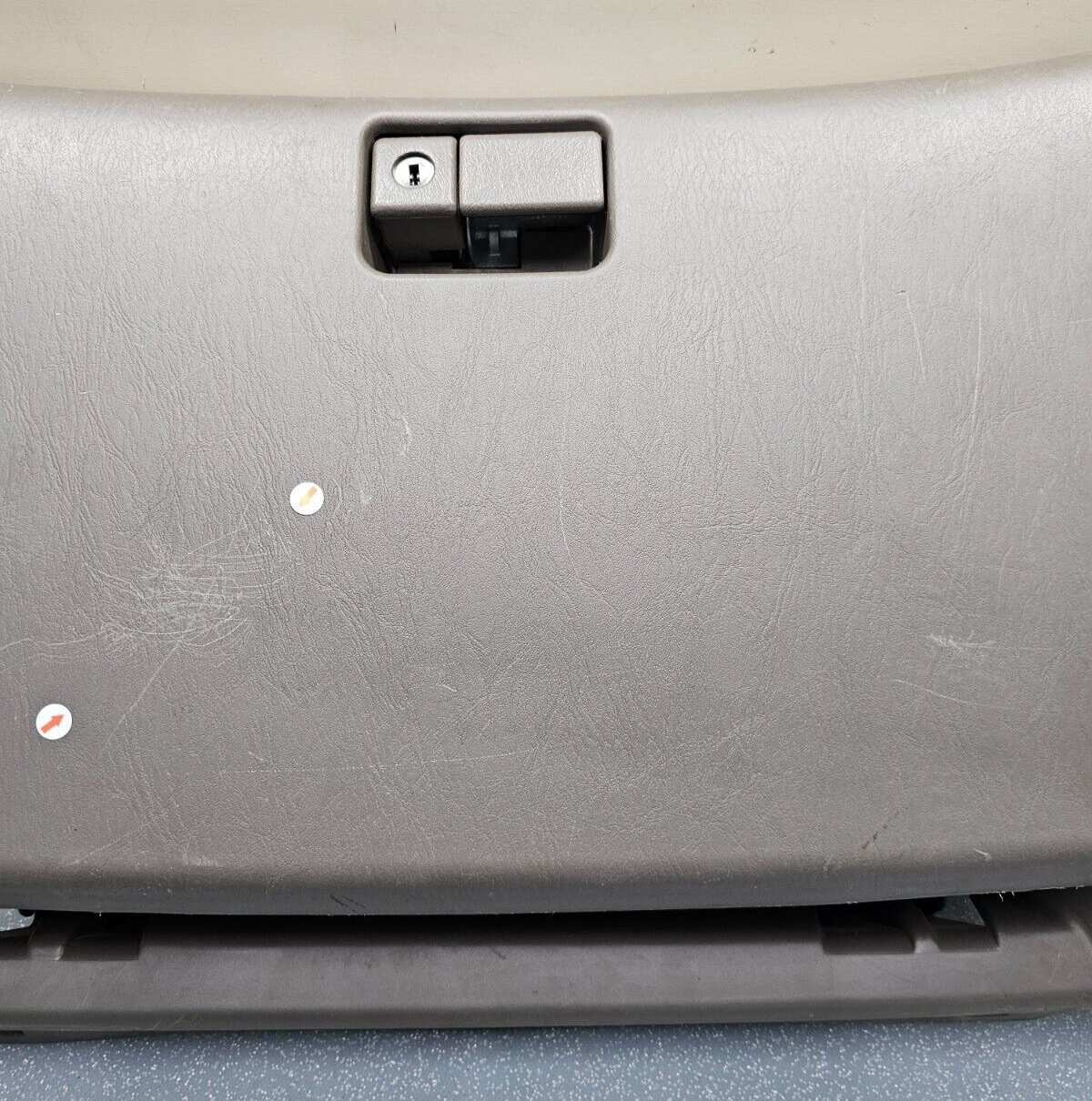 🔥99-03 Lexus RX300 XU10 Front Dash Glove Box Storage Compartment Assembly Tan