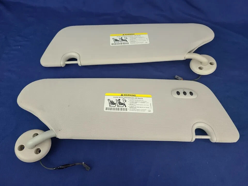08-16 Grand Caravan Town Country Driver Passenger Side Sun Visor Shade Pair Set