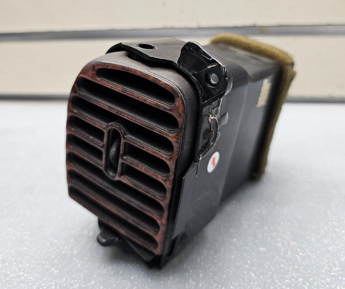 97-03 Ford F150 Expedition Center Dash Left Driver AC Air Vent Filter Heater Tan
