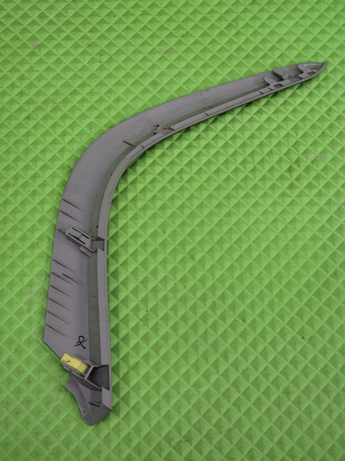 🔥2009-2013 Toyota Corolla Shifter Bezel Trim Molding Right side OEM silver