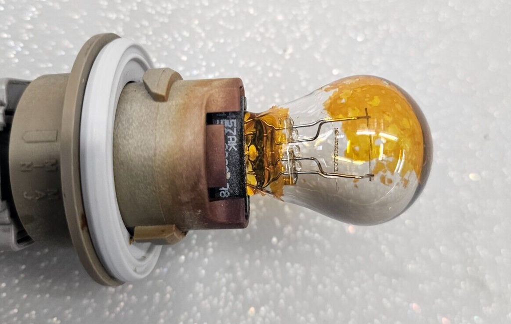 🔥10-12 Nissan Altima Turn Signal Light Corner Flasher Blinker Bulb Socket OEM