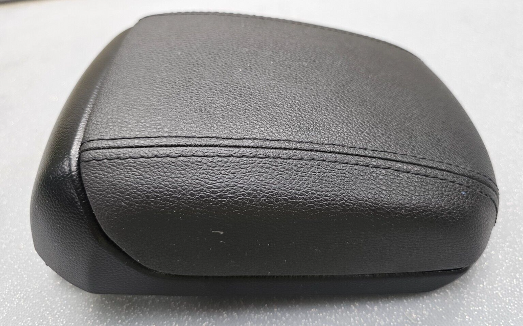 🔥10-16 Cruze Front Center Console Arm Rest Lid Cover Top Pad Assembly Black OEM
