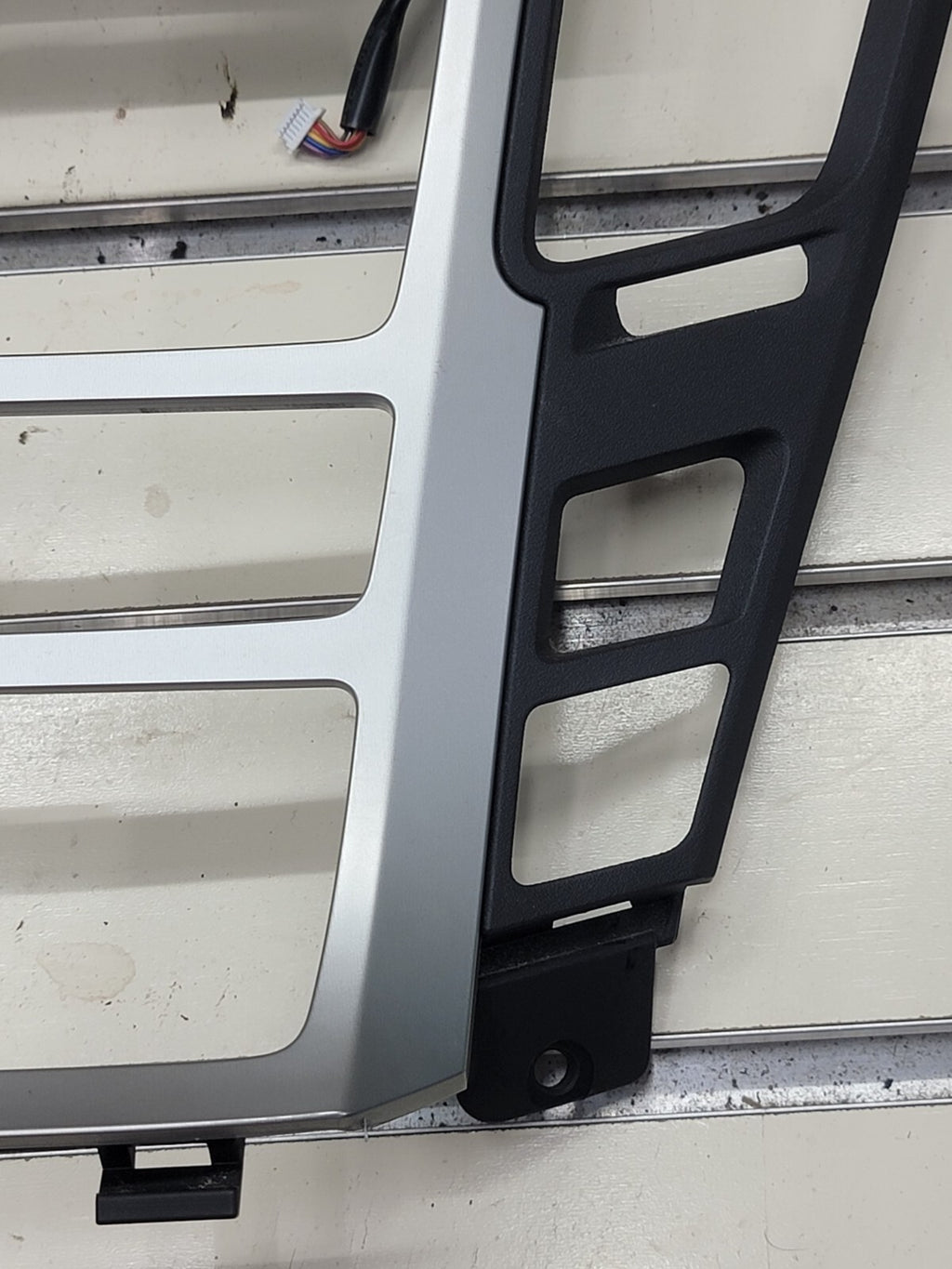 🔥2008-2013 Cadillac CTS Radio Control Panel trim bezel gray B44