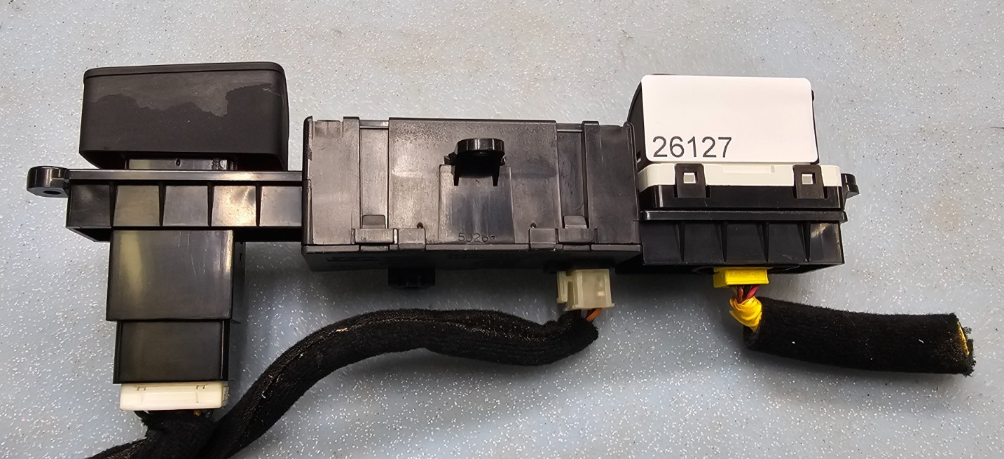 🔥06-10 Kia Sportage Hazard Switch Control Dash Digital Clock Display Time Black