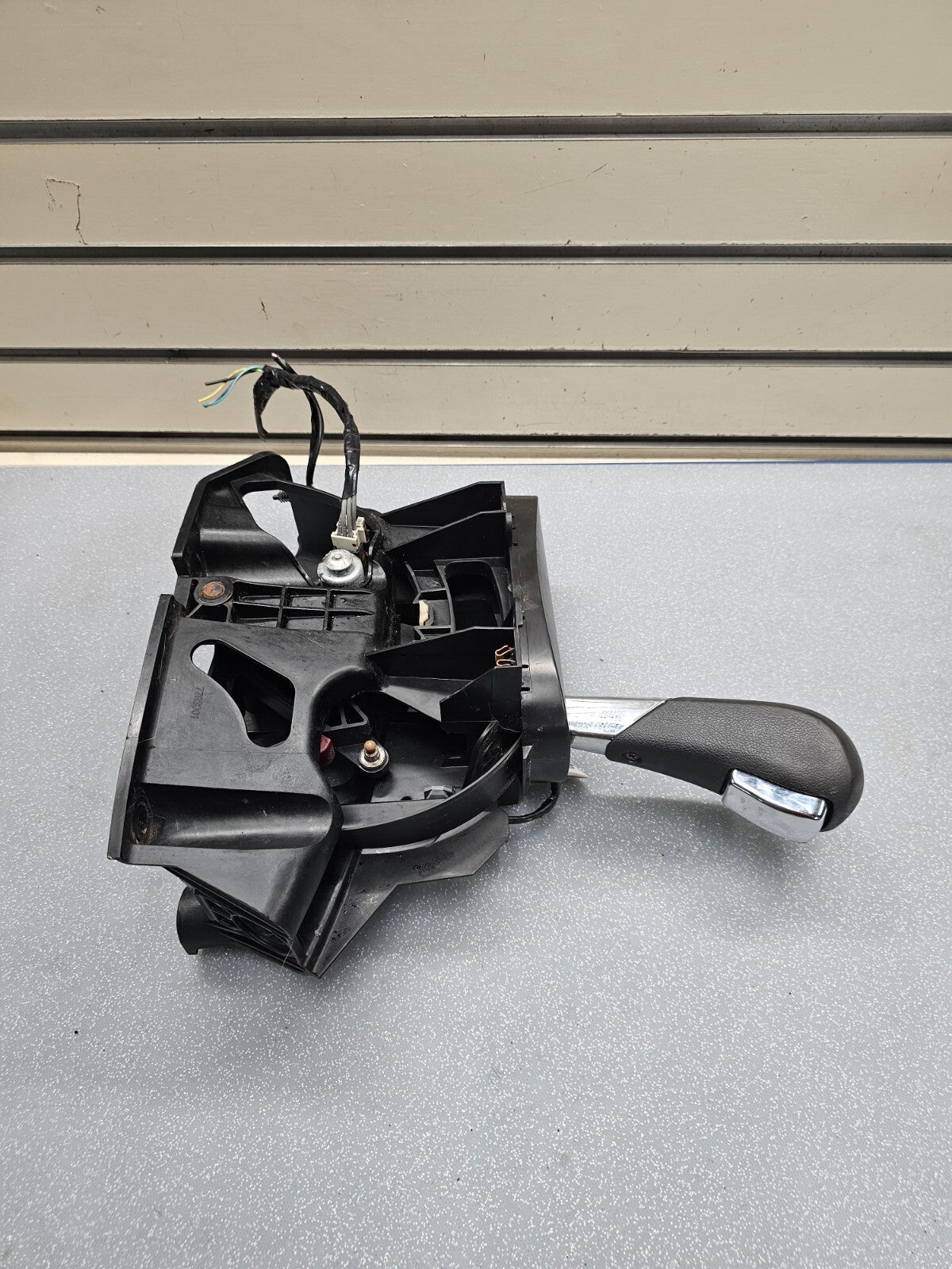 🔥2006-2011 Chevy Impala Automatic Floor Gear Shift Shifter Assembly OEM