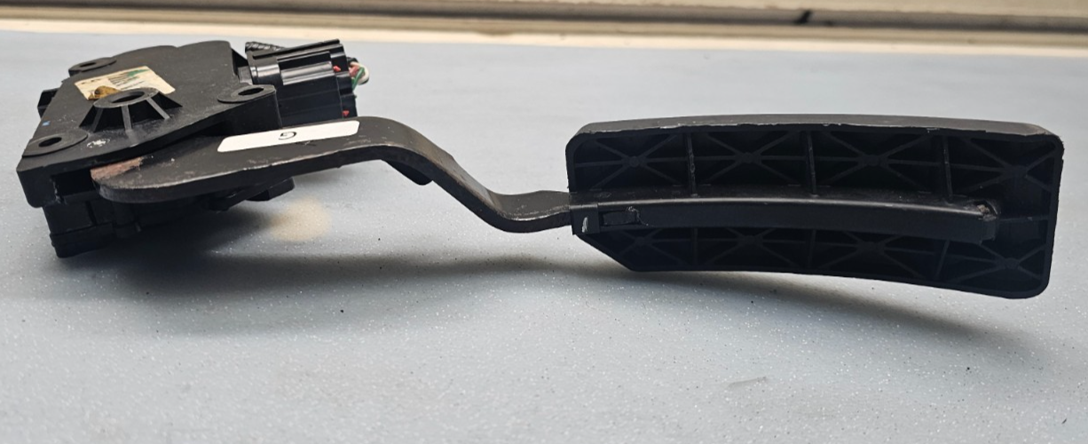 🔥2003-2007 NISSAN MURANO Accelerator Gas Pedal Assembly BLACK OEM