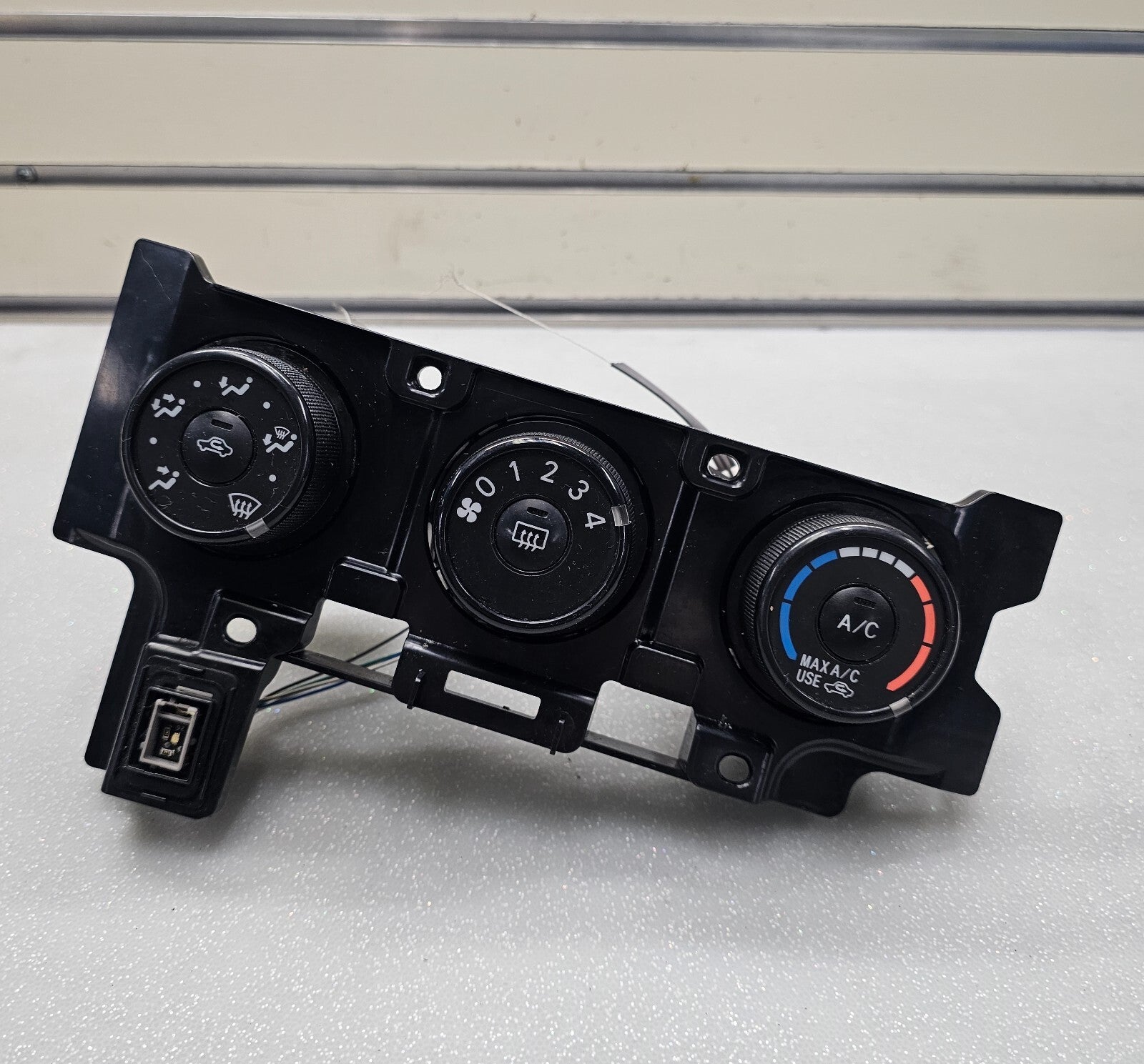 🔥09-10 Toyota Matrix Ac Heater Climate Control