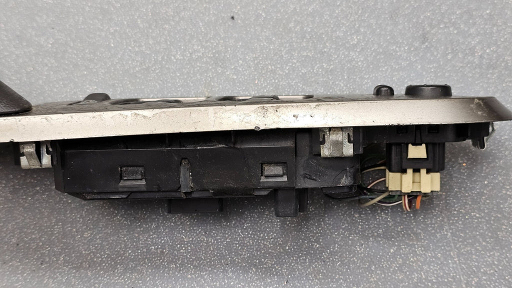 🔥05-08 Pontiac G6 Left Driver Master Power Door Window Switch Assembly SILVER