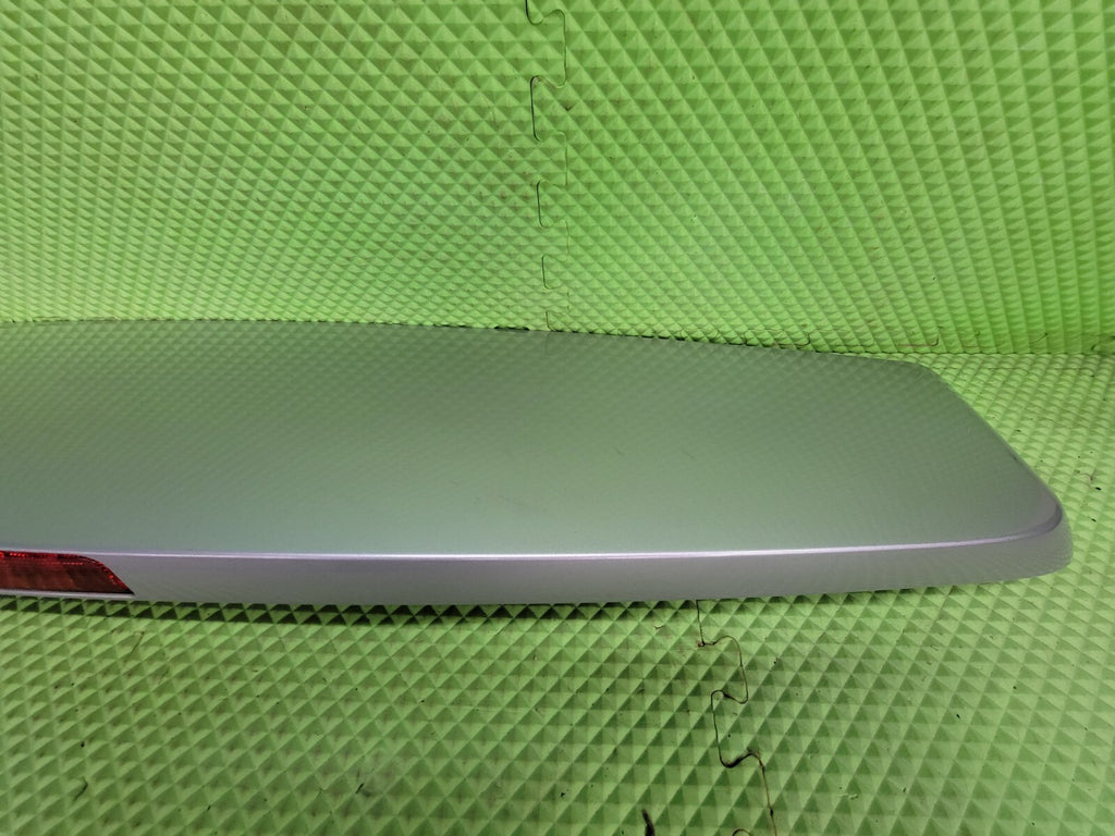 11-20 Dodge Grand Caravan Rear Upper Hatch Spoiler Wing Mount Break Light Silver