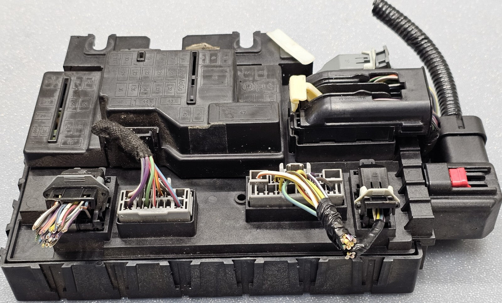 🔥09-12 Ford Escape Mercury Mariner Interior Cabin Fuse Box Relay Block Junction