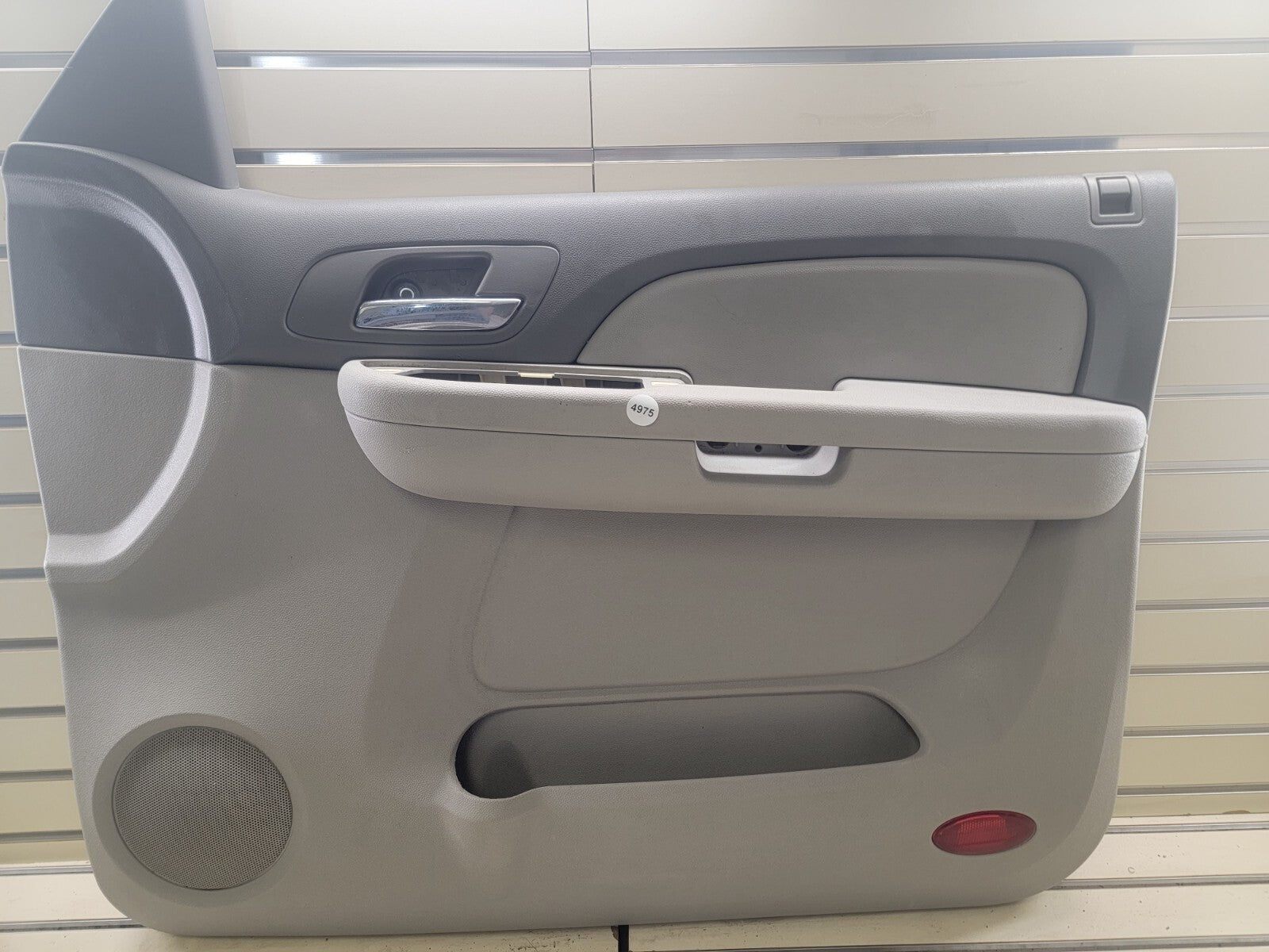 🔥07-09 Chevy Suburban Tahoe Yukon Right Passenger Door Trim Panel gray auto D15